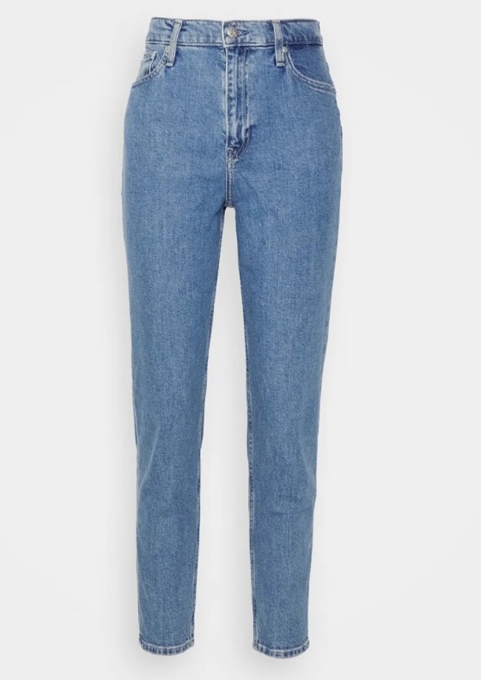 Modré džíny, Calvin Klein Jeans, 1 800 Kč
