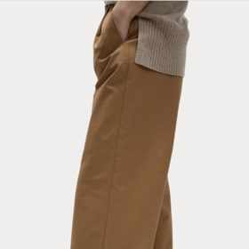 RICH WIDE LEG, Marks & Spencer, 1086 Kč
