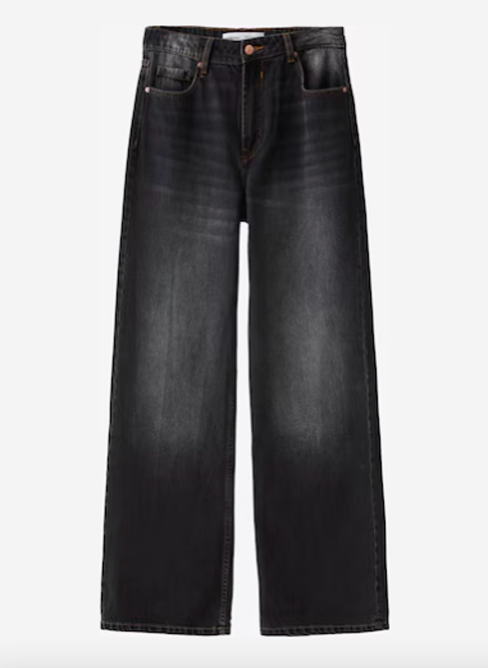Bershka 899 Kč
