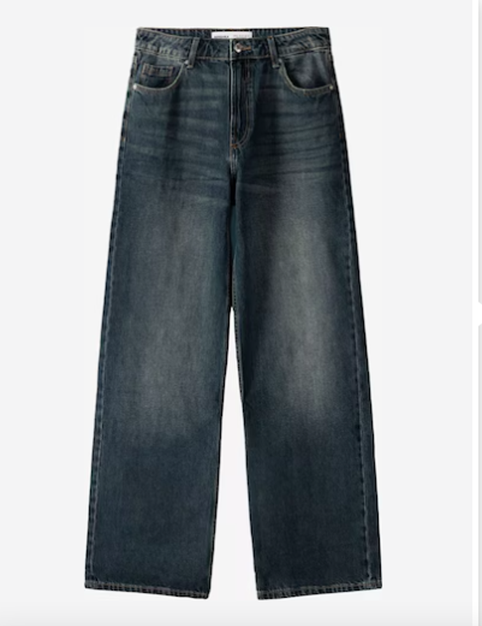 Bershka 899 Kč
