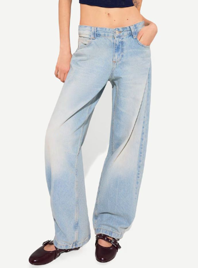 Bershka Loosefit Džíny 1079 Kč
Bershka Loosefit Džíny 1079 Kč