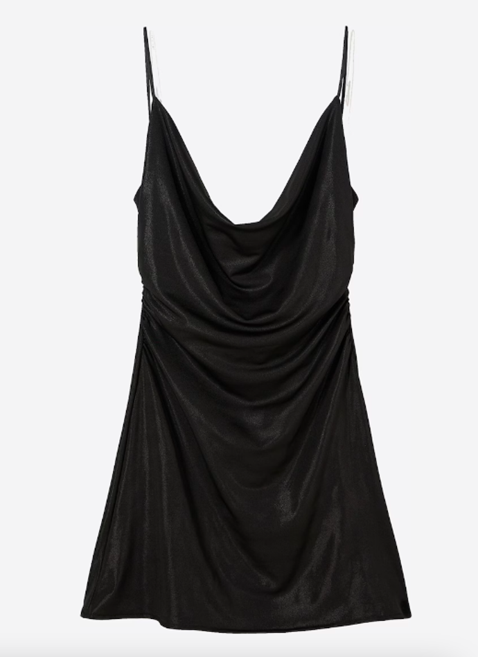 Bershka 699 Kč
