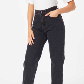 LEVI'S 2879 Kč
