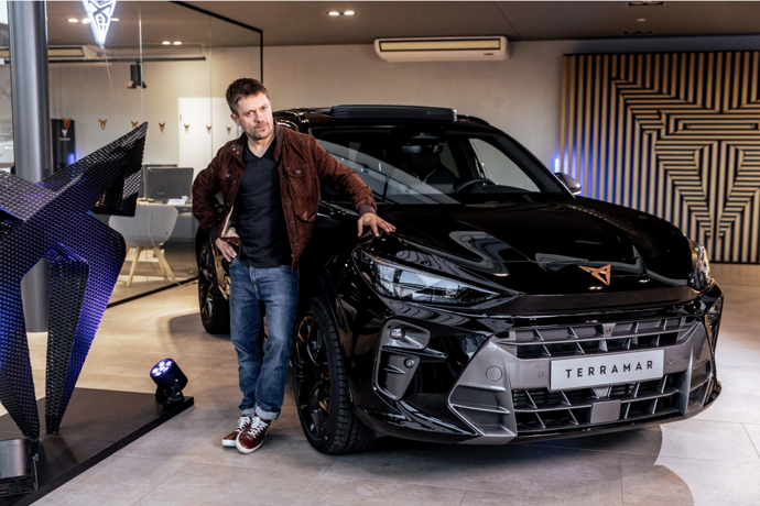 Jiří Mádl se stal členem Kmene CUPRA
Jiří Mádl se stal členem Kmene CUPRA