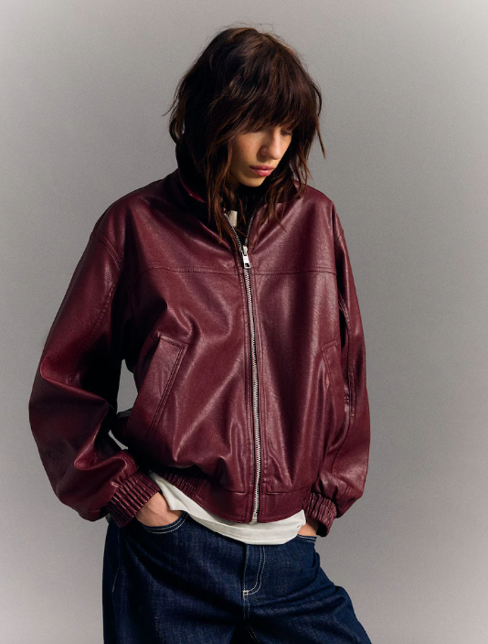 Bershka 899 Kč
