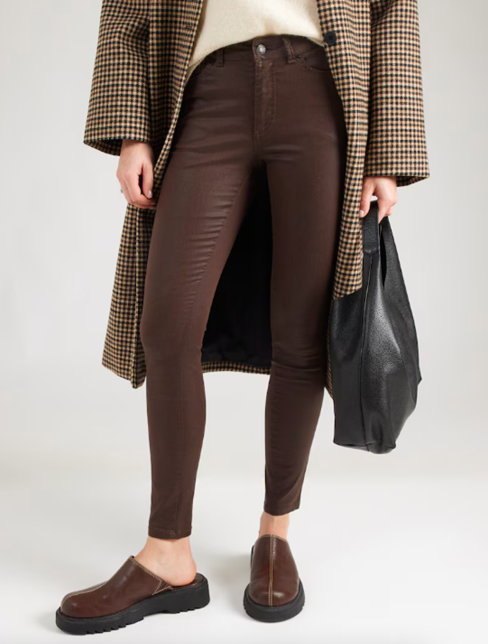 VERO MODA 1079 Kč
VERO MODA 1079 Kč