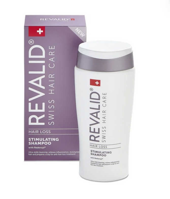 Revalid Stimulating Shampoo obsahuje Redensyl, účinnou látku ze dřeva modřínu evropského a z listů čajovníku čínského, která reaktivuje vlasové folikuly a omezuje vypadávání vlasů. 349 Kč
Revalid Stimulating Shampoo obsahuje Redensyl, účinnou látku ze dřeva modřínu evropského a z listů čajovníku čínského, která reaktivuje vlasové folikuly a omezuje vypadávání vlasů. 349 Kč