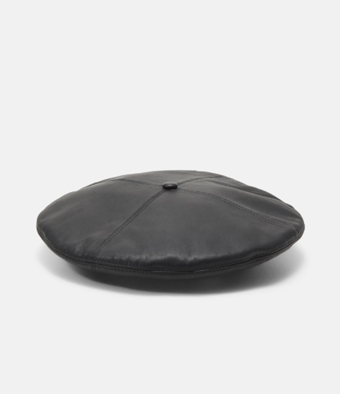 Baret, STUDIO ID, 2880 Kč
Baret, STUDIO ID, 2880 Kč