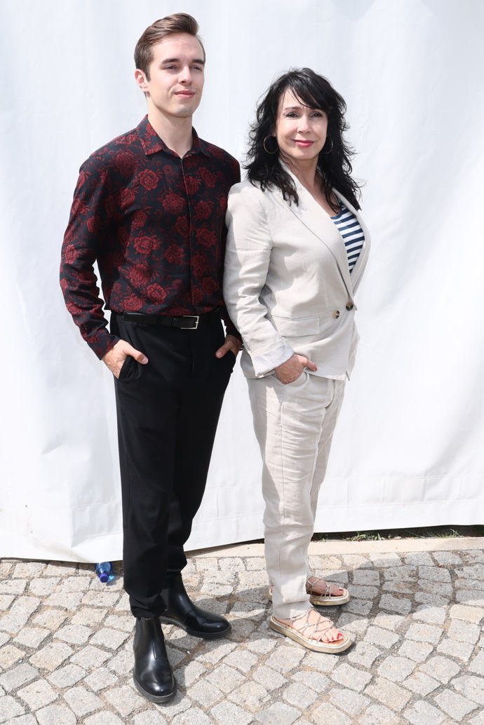 Herečka se synem Daliborem, jenž mamince pomáhá s koučingem
Herečka se synem Daliborem, jenž mamince pomáhá s koučingem
