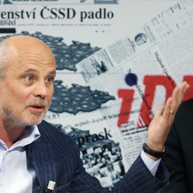 Michael s Michalem Horáčkem vzpomínají na události listopadu 1989
