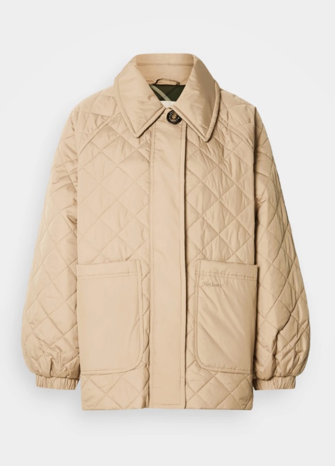 Prošívaná bunda s velkými kapsami, Barbour, 6 700 Kč
