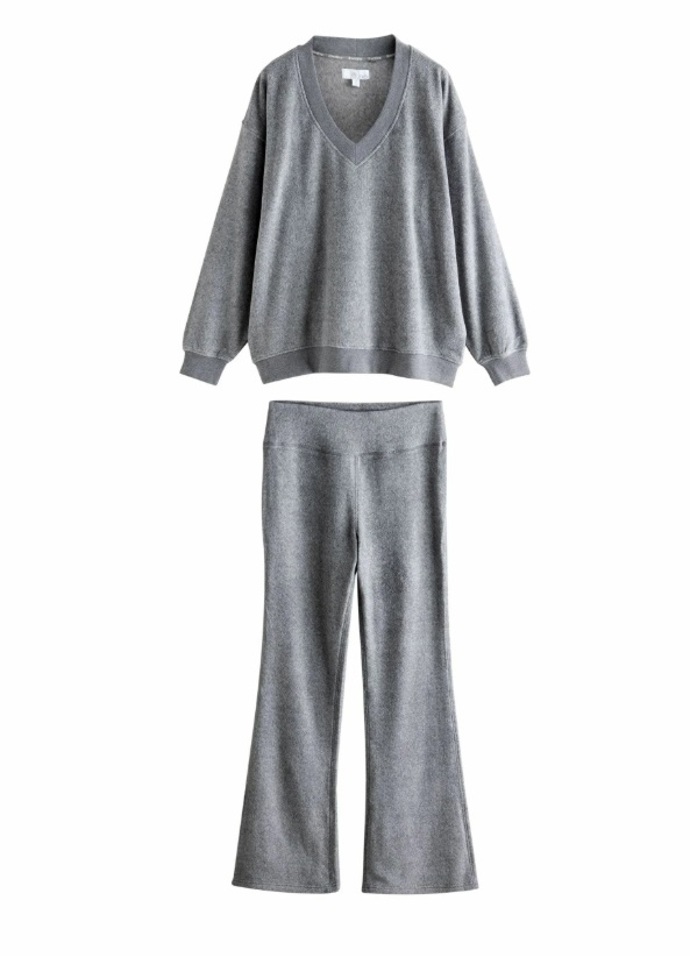 Šedý co-ord set, Next, 1 385 kč
