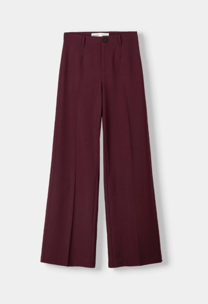 Široké kalhoty, Bershka, 699 Kč
