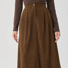 Manšestrová sukně, Anna Field, 890 Kč
