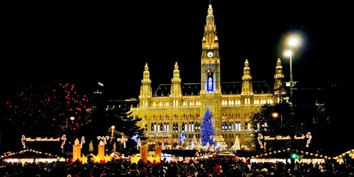 Vídeň je jako Praha, která více září.
Vídeň je jako Praha, která více září.