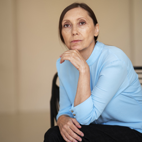 To se odrazilo i na jejích financích. Důchod nebyl největší, musela počítat každou korunu a nakupovala zásadně ve slevách. Peníze navíc by se hodily.
