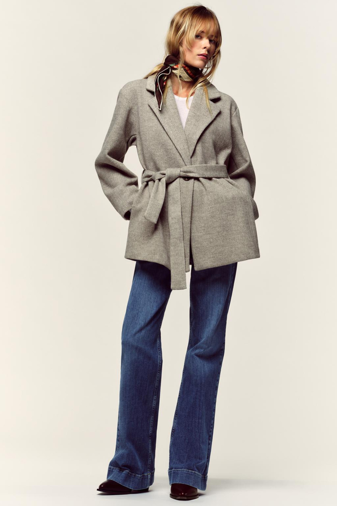 Kabátek, Zara, 549 Kč
Kabátek, Zara, 549 Kč
