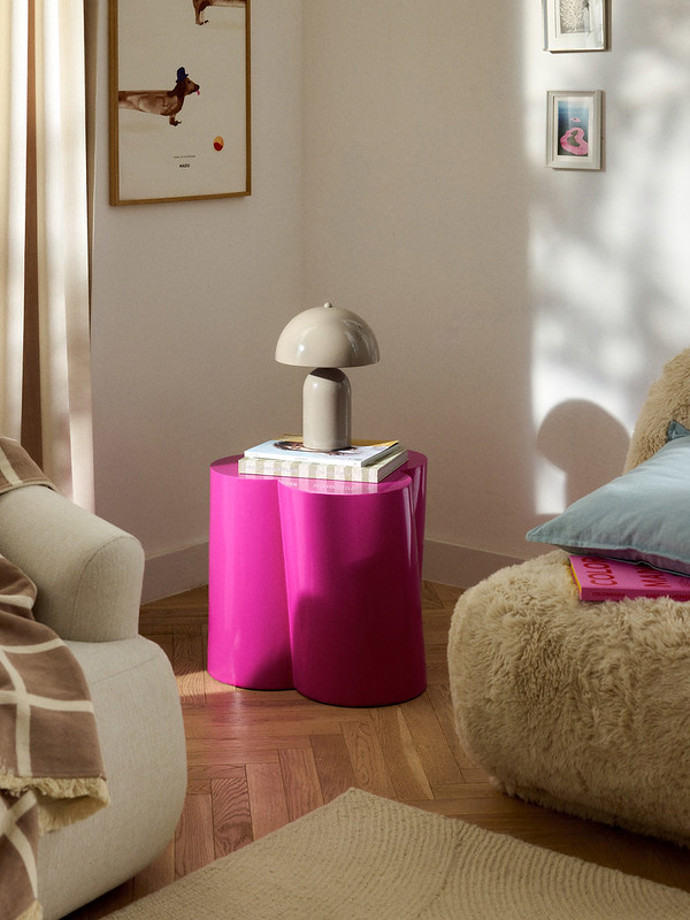Odkládací stolek Flower Pink, Westwing Collection, 5 649 Kč
