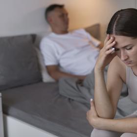 Povídali si spolu, rozumí si, rozdělili si práci doma, podporovali se vzájemně. Vztah na první pohled naprosto jedinečný. Jenže se v poslední době něco stalo.

