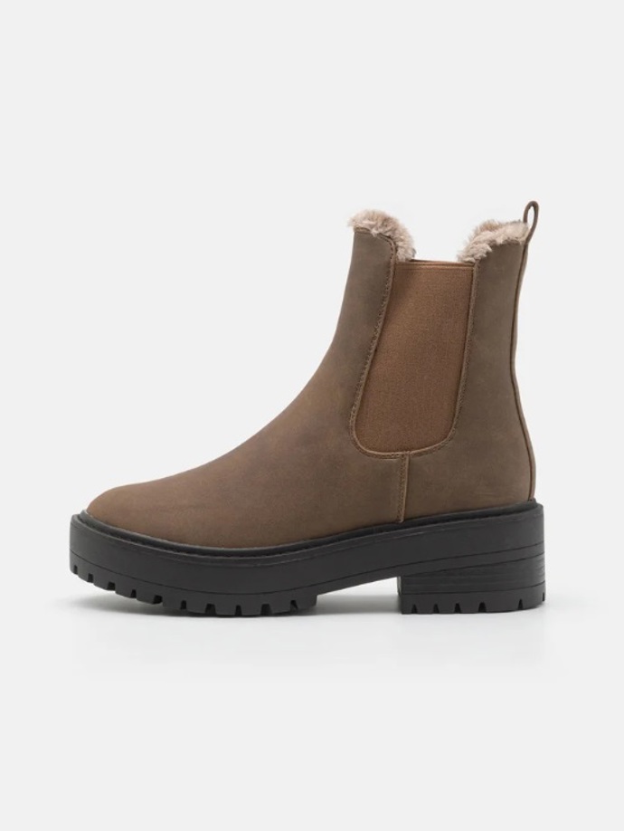 Chelsea boty, ONLY, 912 Kč
