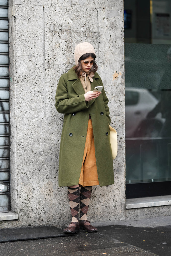 K zimním outfitům jsou argyle punčochy skvělou volbou 
