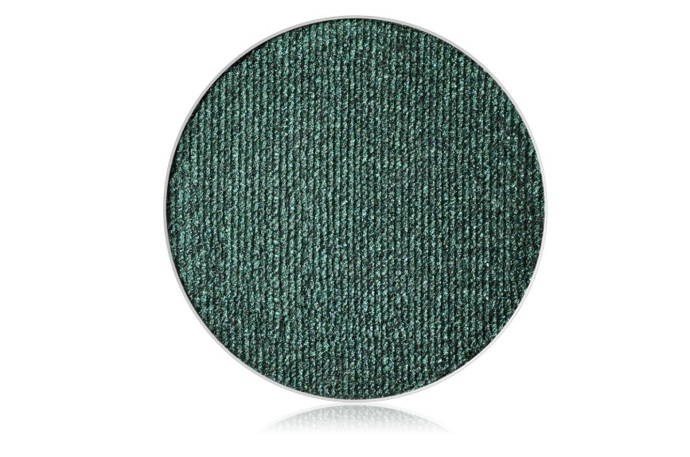 Smaragdově zelené metalické stíny, MAC Cosmetics, 390 Kč
