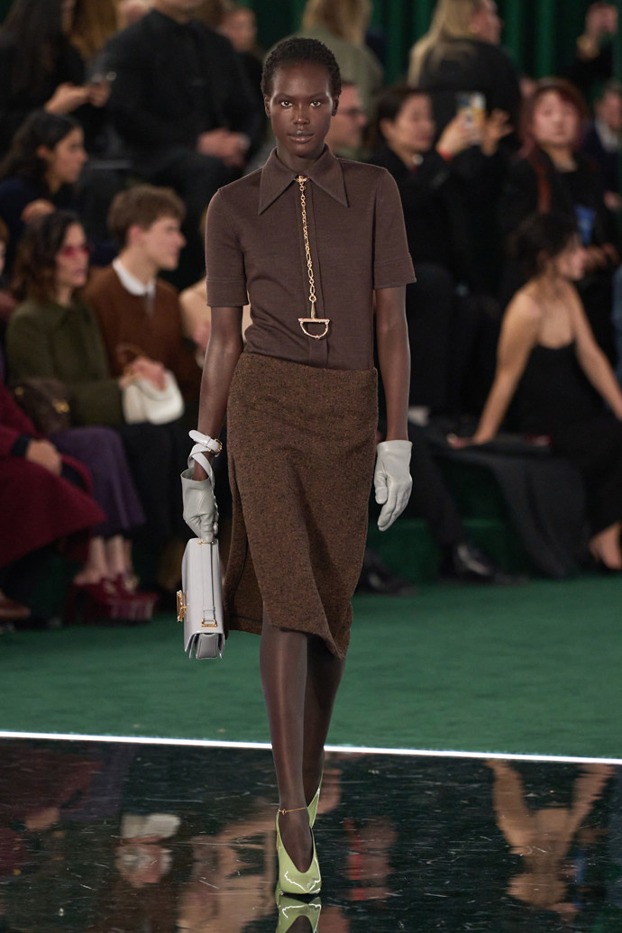 Kávově hnědá od Gucci
Kávově hnědá od Gucci