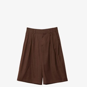 Hnědé bermudy, Stradivarius, 649 Kč
Hnědé bermudy, Stradivarius, 649 Kč