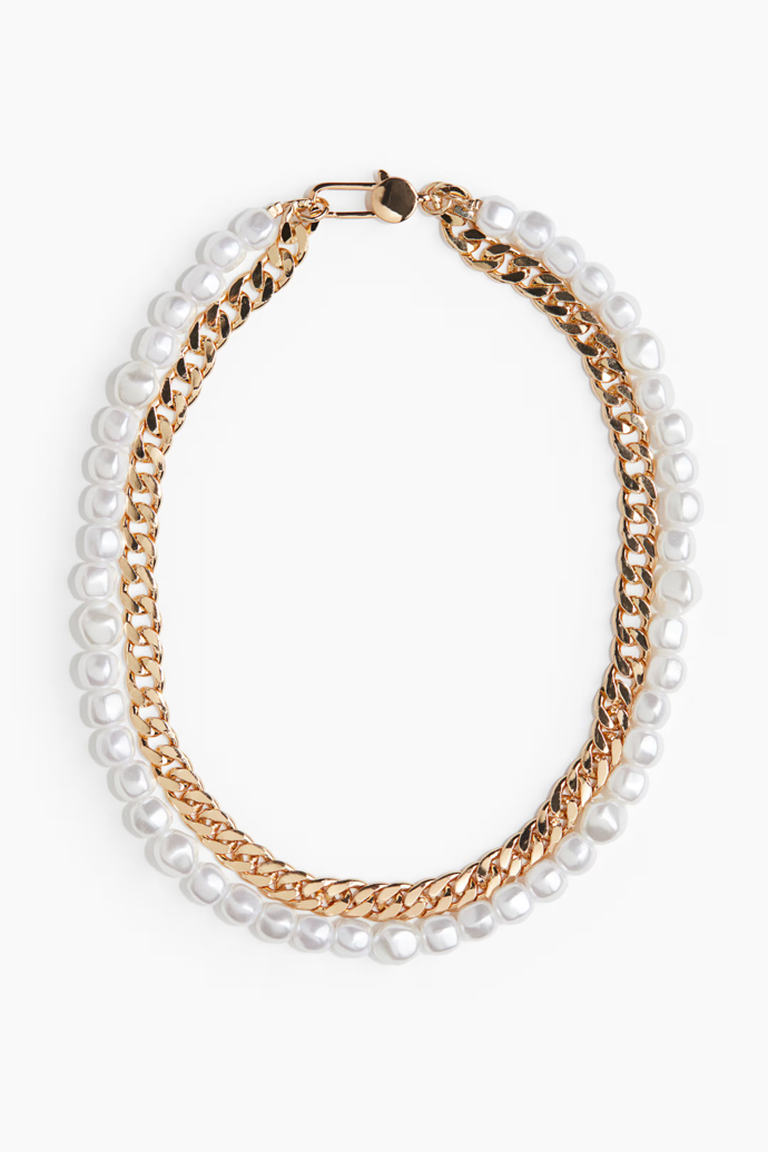Náhrdelník, H&M, 319 Kč
