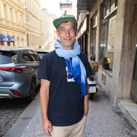 Herec si udržuje svůj styl
