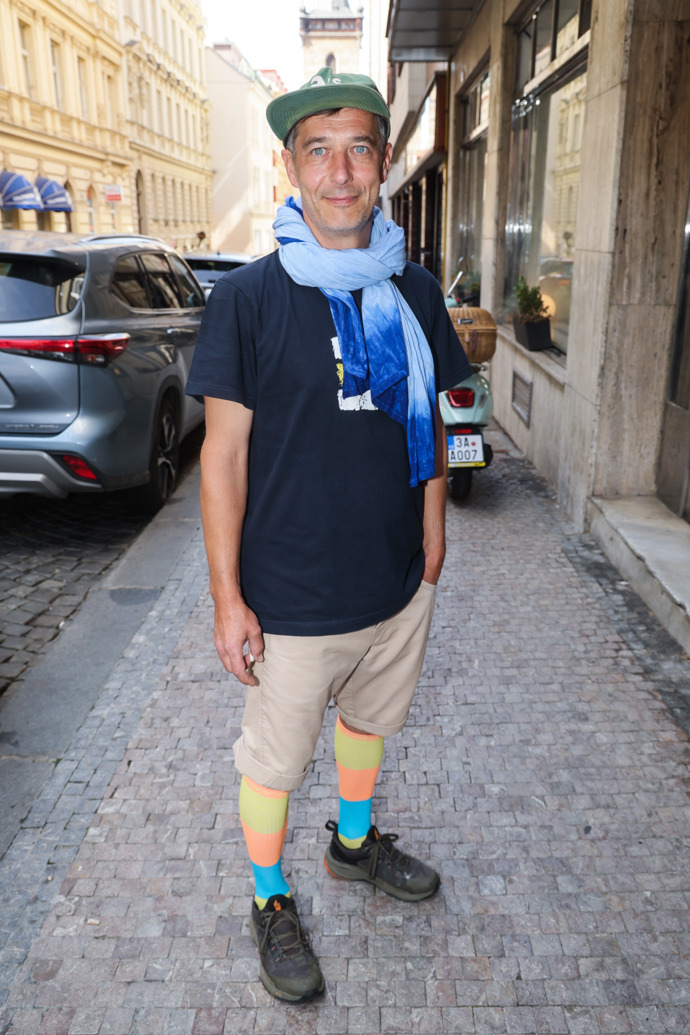 Herec si udržuje svůj styl
Herec si udržuje svůj styl