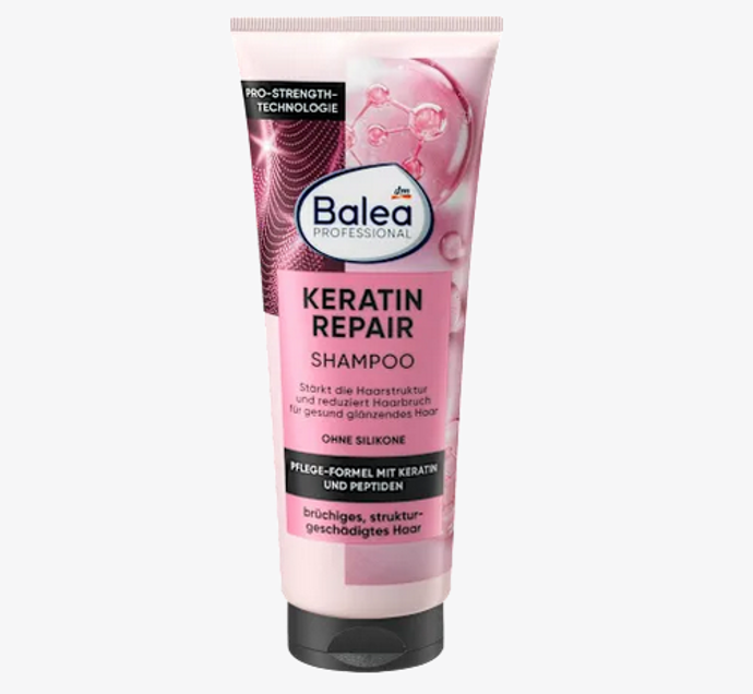 Balea Professional šampon na vlasy napravuje poškození vlasů a posiluje oslabenou strukturu vlasů. Šampon má jemné čisticí složení šetrné k pokožce hlavy. Keratin pomáhá posilovat vlasová vlákna a zajišťuje lepší kvalitu vlasů. 49 Kč
