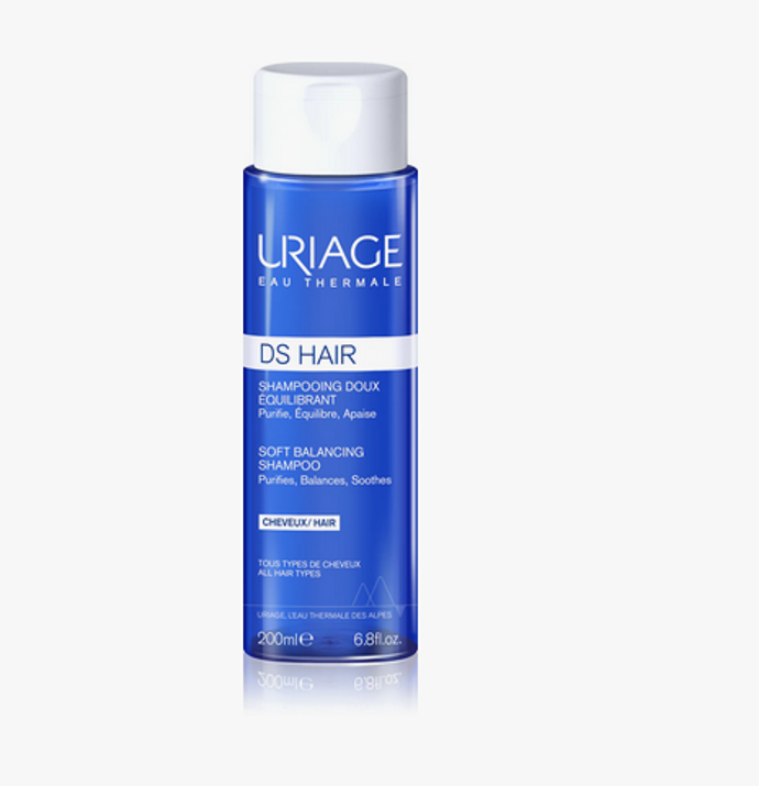 Čisticí šampon pro citlivou pokožku hlavy Uriage DS HAIR Soft Balancing Shampoo šetrně myje vlasy i pokožku hlavy, poskytuje jim ochranu a navrací pocit pohodlí. 249 Kč
