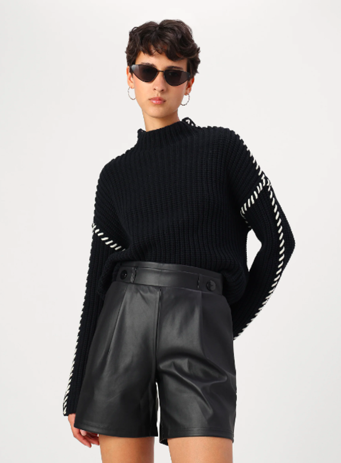 Rolák se stojáčkem, Vero Moda, 1320 Kč
Rolák se stojáčkem, Vero Moda, 1320 Kč