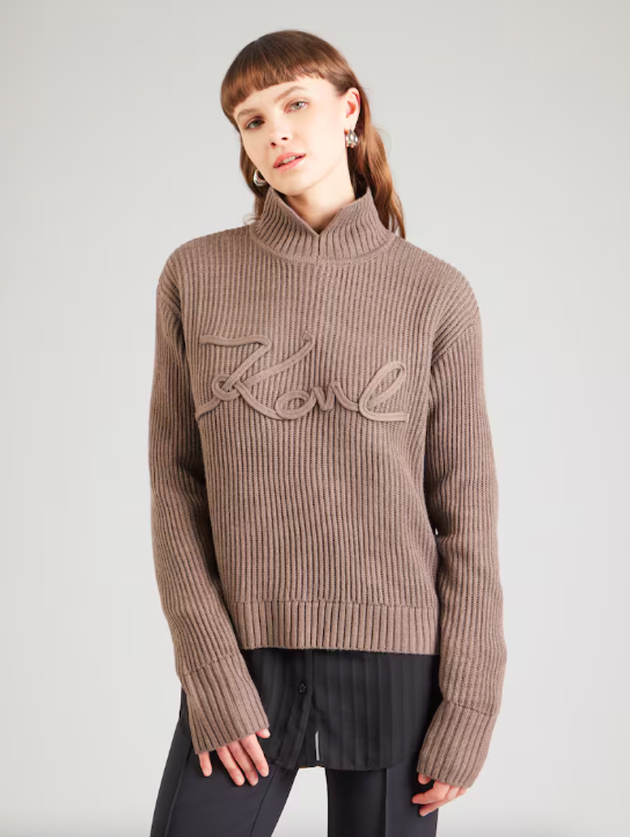 Karl Lagerfeld 4075 Kč
Karl Lagerfeld 4075 Kč