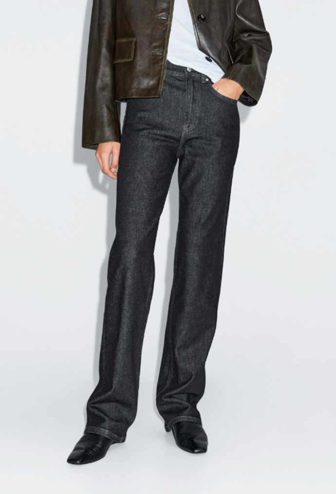 Džíny s rovnými nohavicemi, Massimo Dutti, 1599 Kč
Džíny s rovnými nohavicemi, Massimo Dutti, 1599 Kč