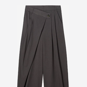 Bershka 1299 Kč
