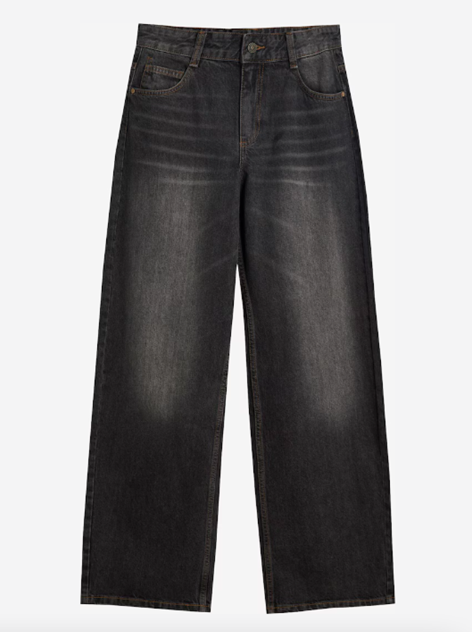 Bershka 729 Kč
