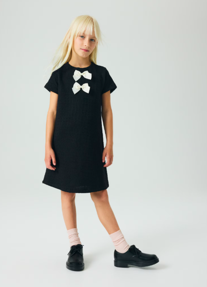Šaty, H&M, 439 Kč

