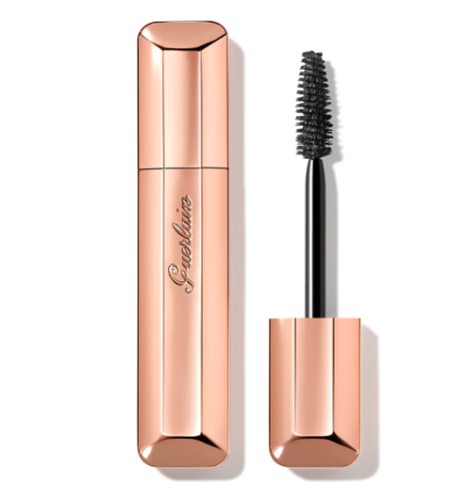 Voděodolná řasenka, GUERLAIN, 937 Kč
