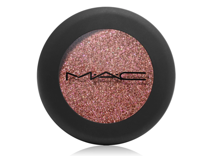 Třpytivé oční stíny, MAC Cosmetics, 657 Kč
