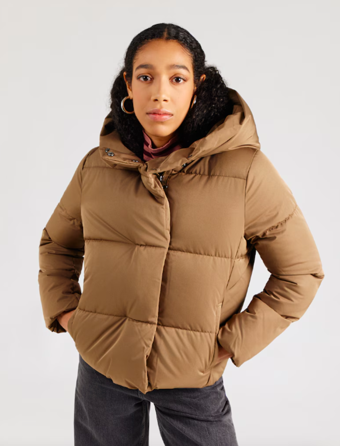 VERO MODA 1449 Kč
VERO MODA 1449 Kč