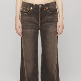 Baggy džíny, True Religion, 4600 Kč
Baggy džíny, True Religion, 4600 Kč