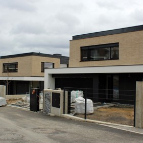 Moderní vila je plná luxusních prvků
