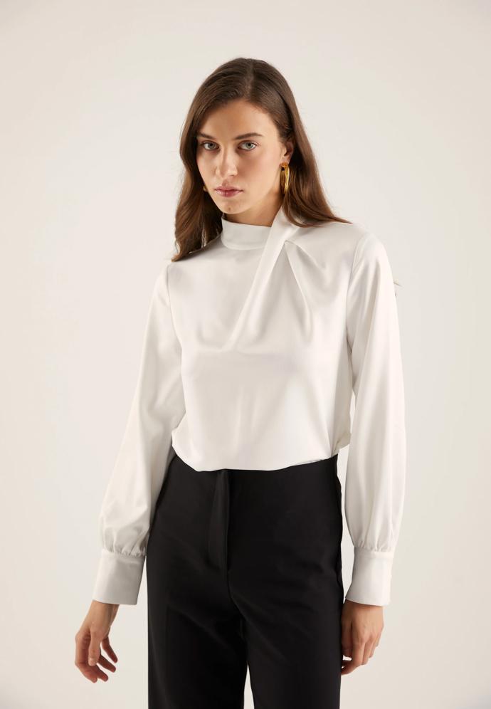 Bílá blůza Anna Field, 712 Kč, prodává Zalando
Bílá blůza Anna Field, 712 Kč, prodává Zalando
