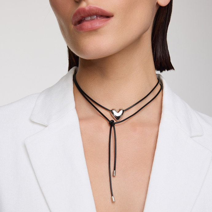 Mosazný náhrdelník YES Jewelry, 1 090 Kč
Mosazný náhrdelník YES Jewelry, 1 090 Kč