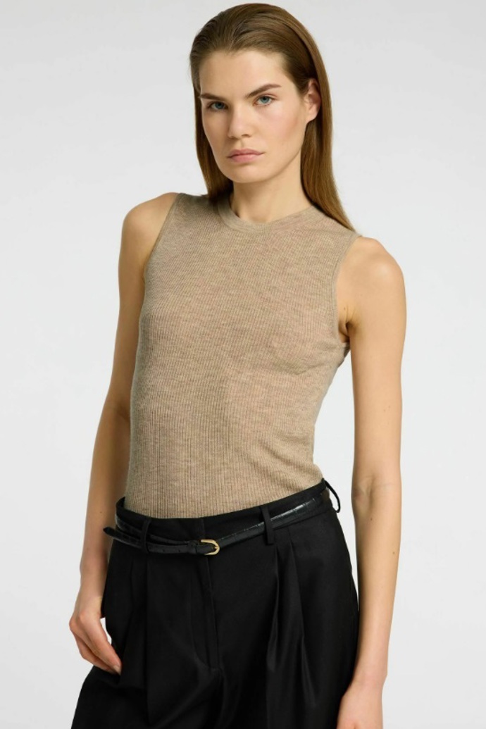 Top s příměsí kašmíru, Selected Femme, 856 Kč

