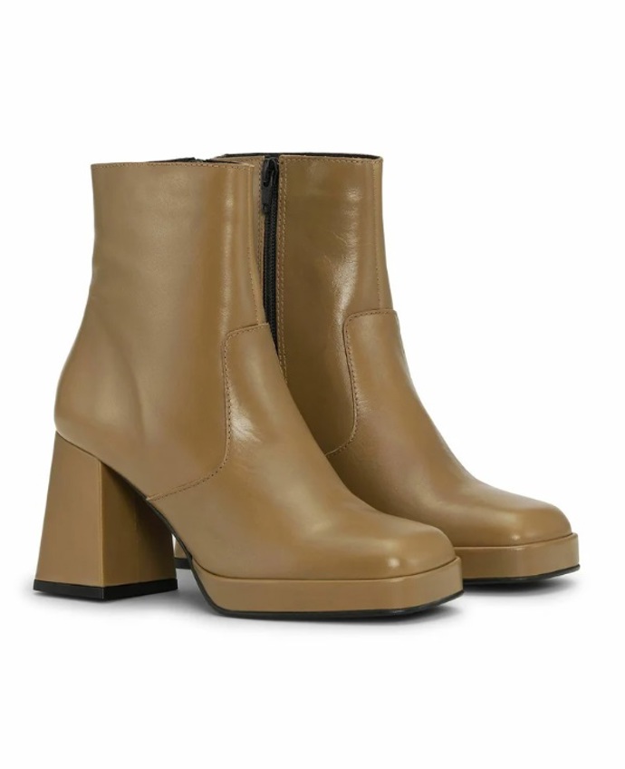 Kotníkové boty na podpatku, JoDis Shoes, 3 660 Kč
