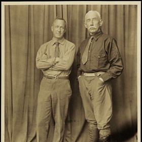 V roce 1928 se Amundsen zapojil do záchrany havarované vzducholodi Italia. Při této misi zmizel v mlze nad Barentsovým mořem a jeho tělo nikdy nebylo nalezeno.
