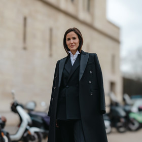 Košile dodává vzhledu francouzský akcent
